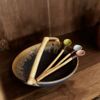 Plato de cerámica y madera - Azul / Marrón / Verde