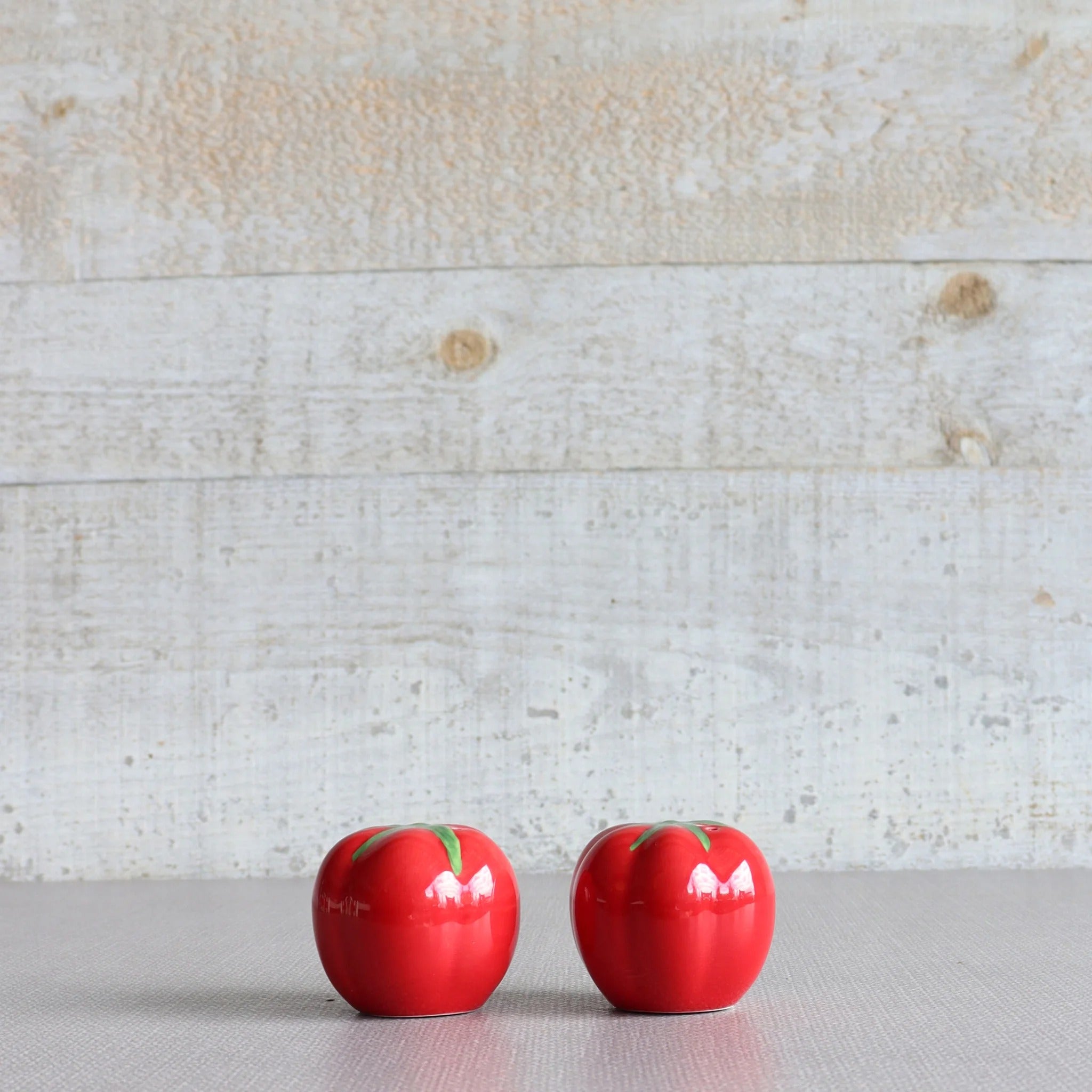 Juego de sal y pimienta Tomate