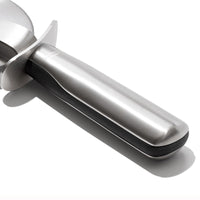 Roulette à pizza en acier 4"