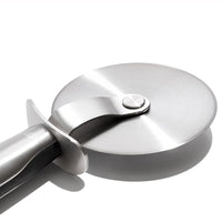 Roulette à pizza en acier 4"