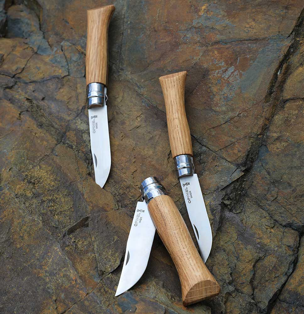 N°08 Oak Folding Knife