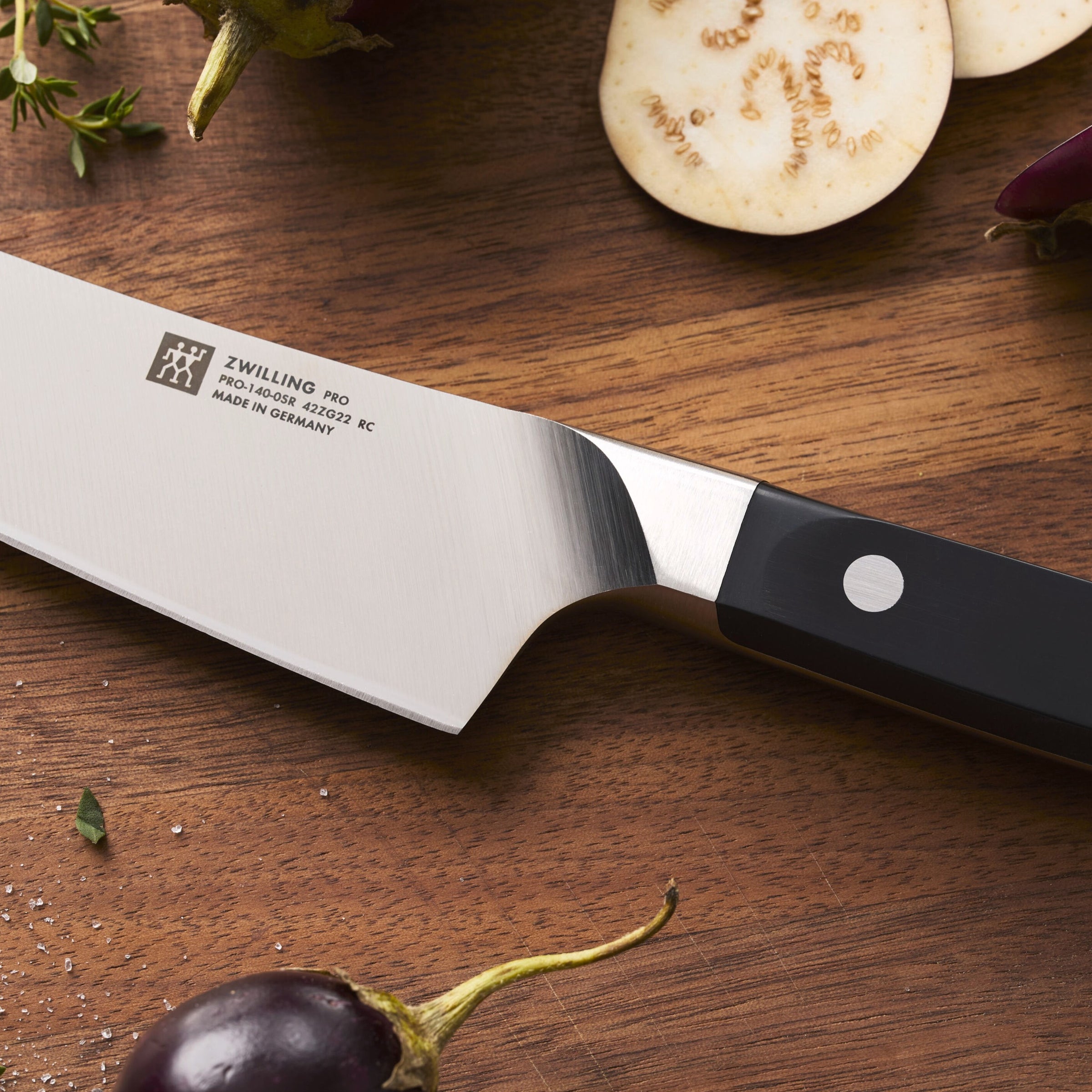 Cuchillo Santoku mecedor profesional de 5,5 pulgadas